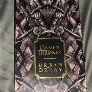 Game of thrones Urban Decay eye shadow
